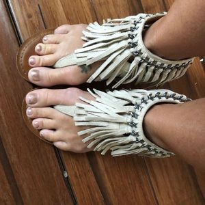 Entire outfit or piece by piece